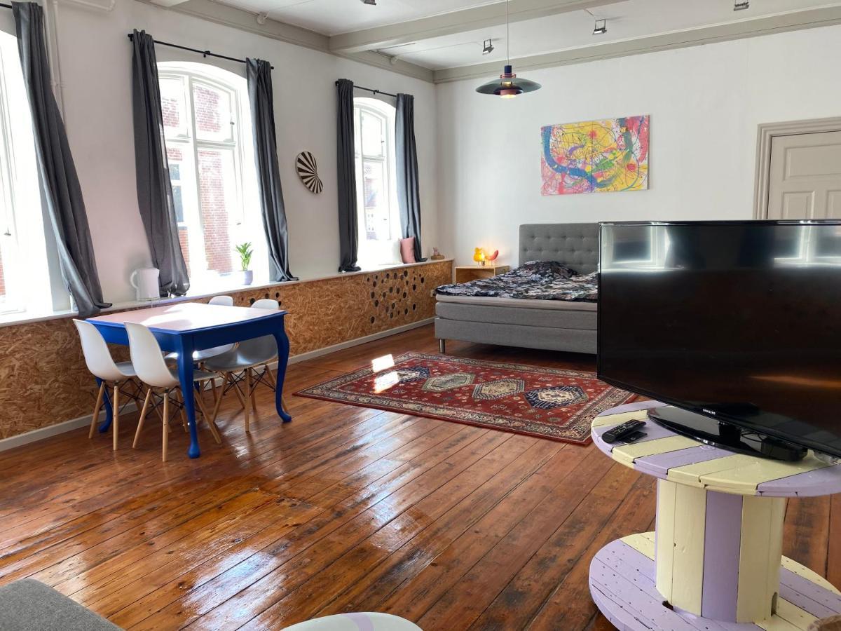 Gallery Studio In The Heart Of Hojer Bagian luar foto