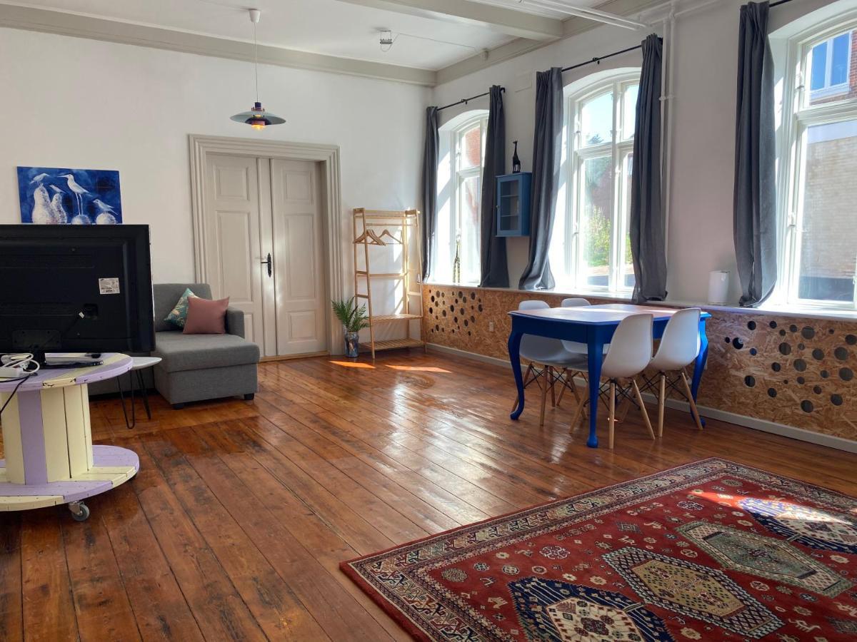 Gallery Studio In The Heart Of Hojer Bagian luar foto